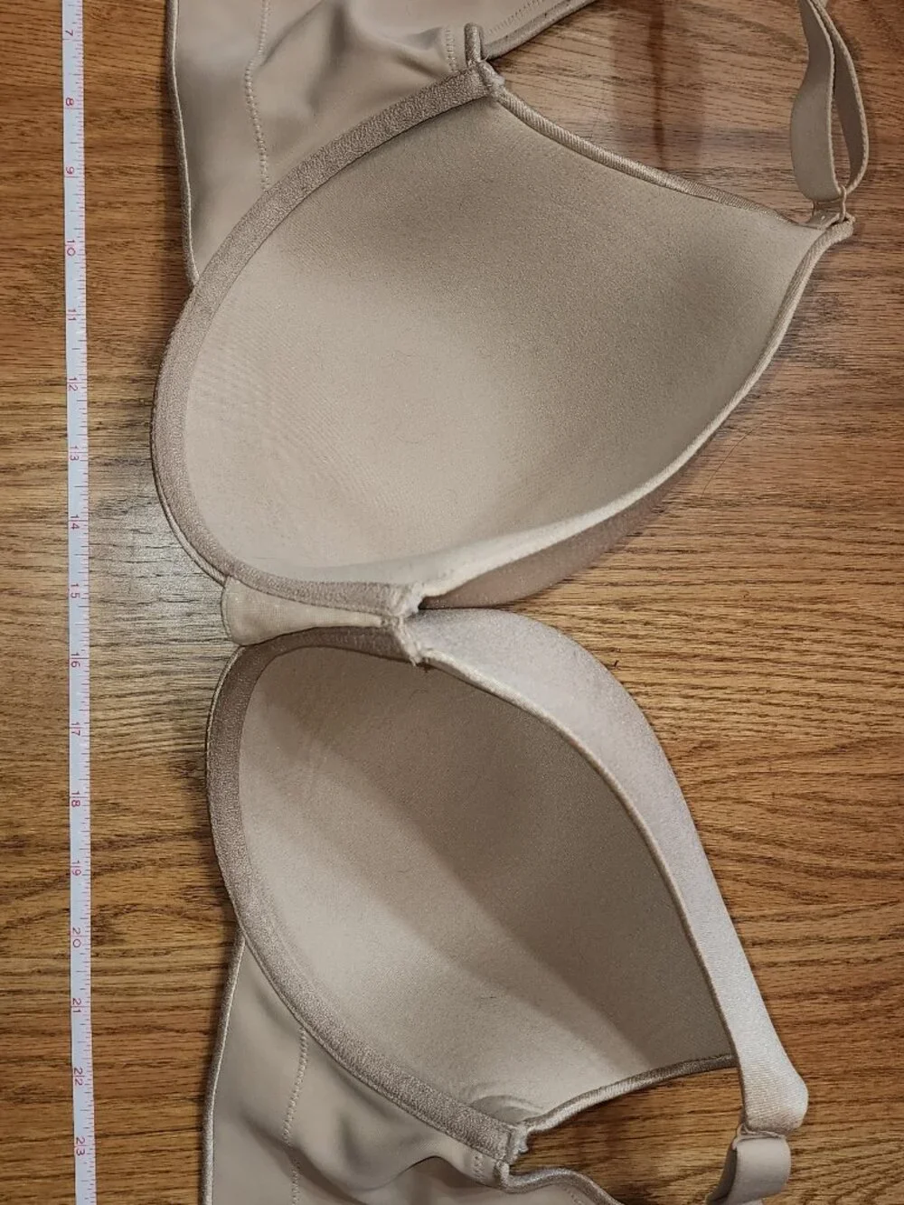 Cacique lightly lined